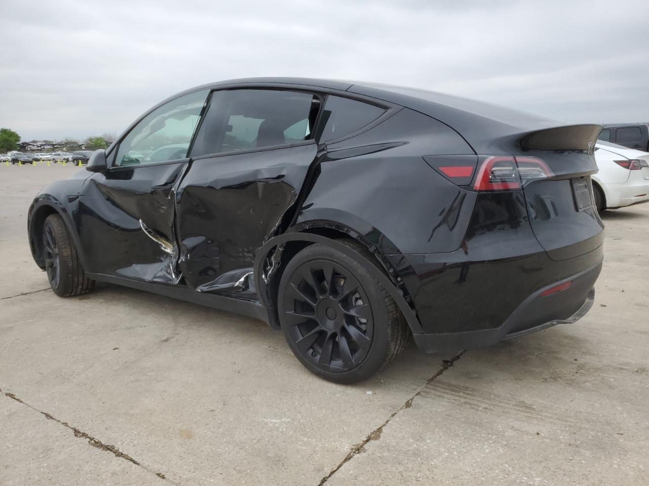 2023 TESLA MODEL Y  VIN:7SAYGDEE1PA101490