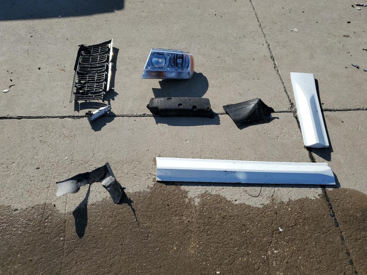 2024 VOLVO XC60 PLUS VIN:YV4L12RL7R1755282