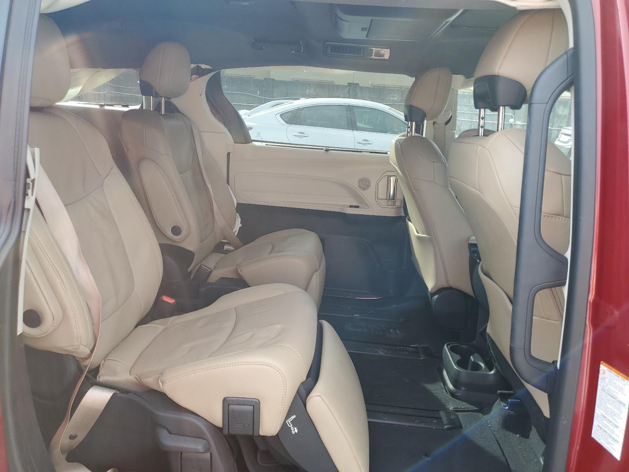 2023 TOYOTA SIENNA LIMITED VIN:5TDZRKEC1PS169592