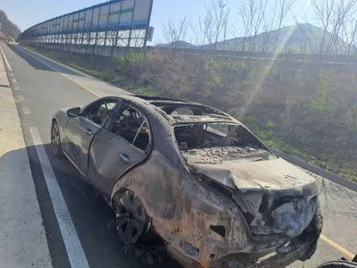 2019 Mercedes-Benz E 300 VIN: