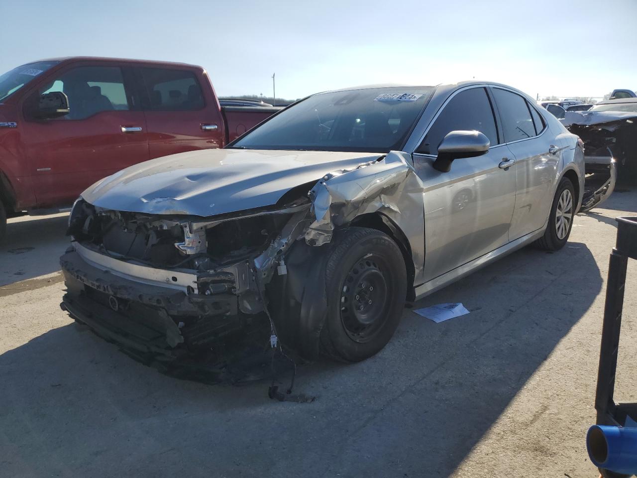 2022 TOYOTA CAMRY LE VIN:4T1C31AK2NU598761