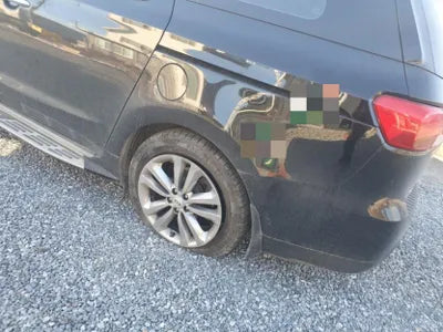 2017 Kia Carnival VIN: