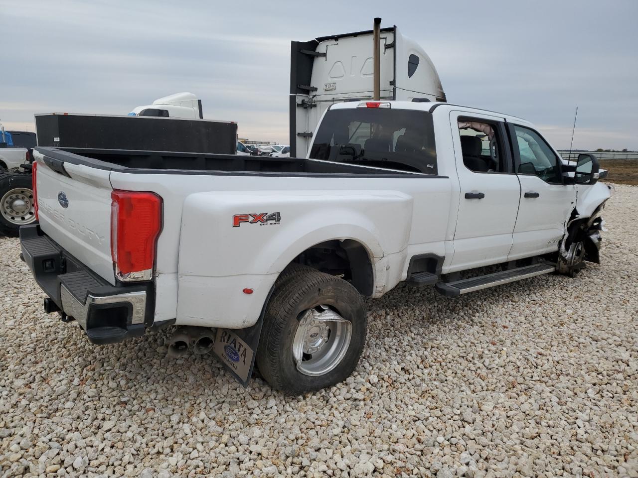 2024 FORD F350 SUPER DUTY VIN:1FT8W3DT1REC47177