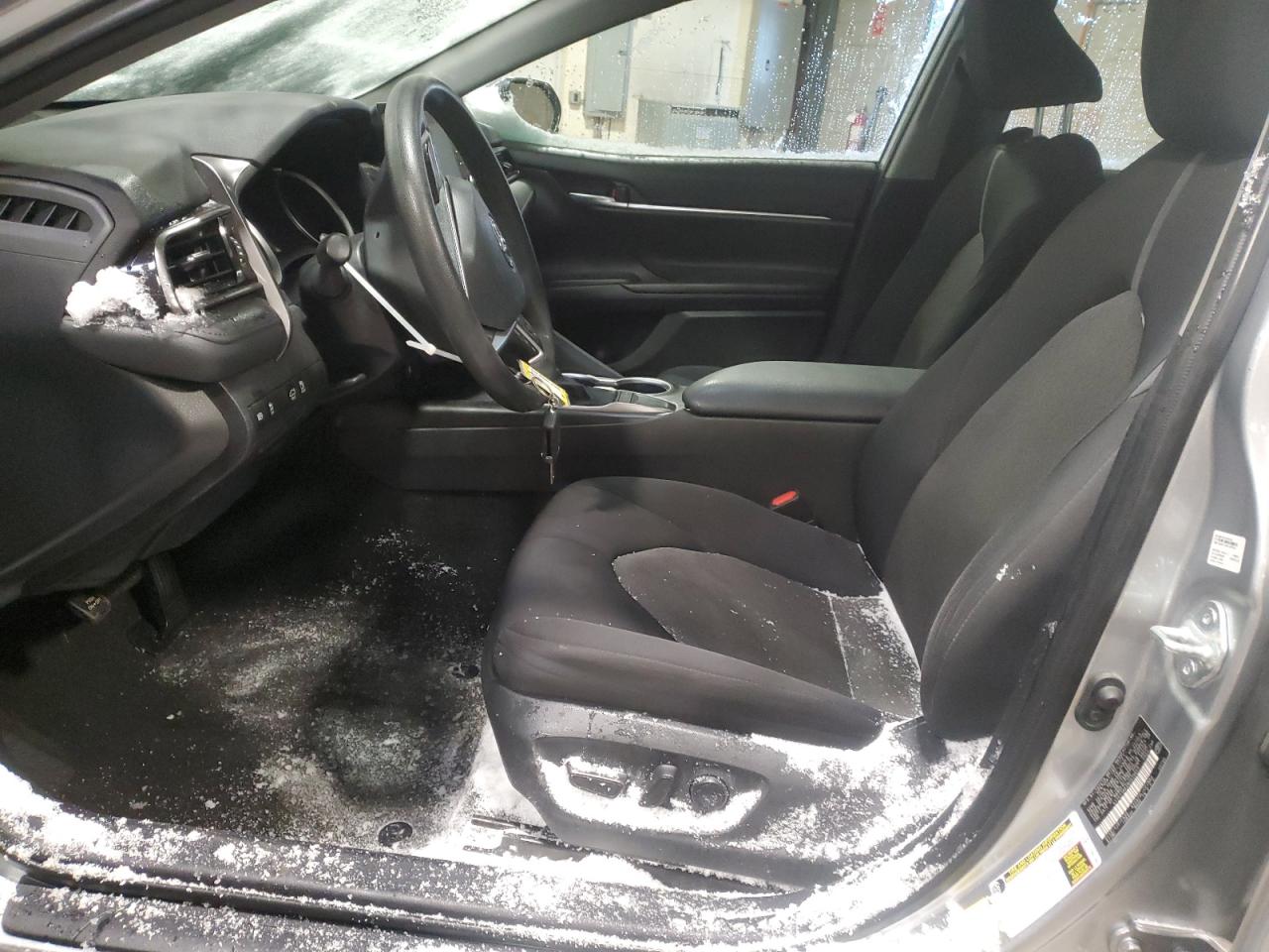2022 TOYOTA CAMRY LE VIN:4T1C11AK2NU639945