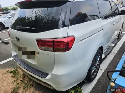 2015 Kia Carnival VIN: