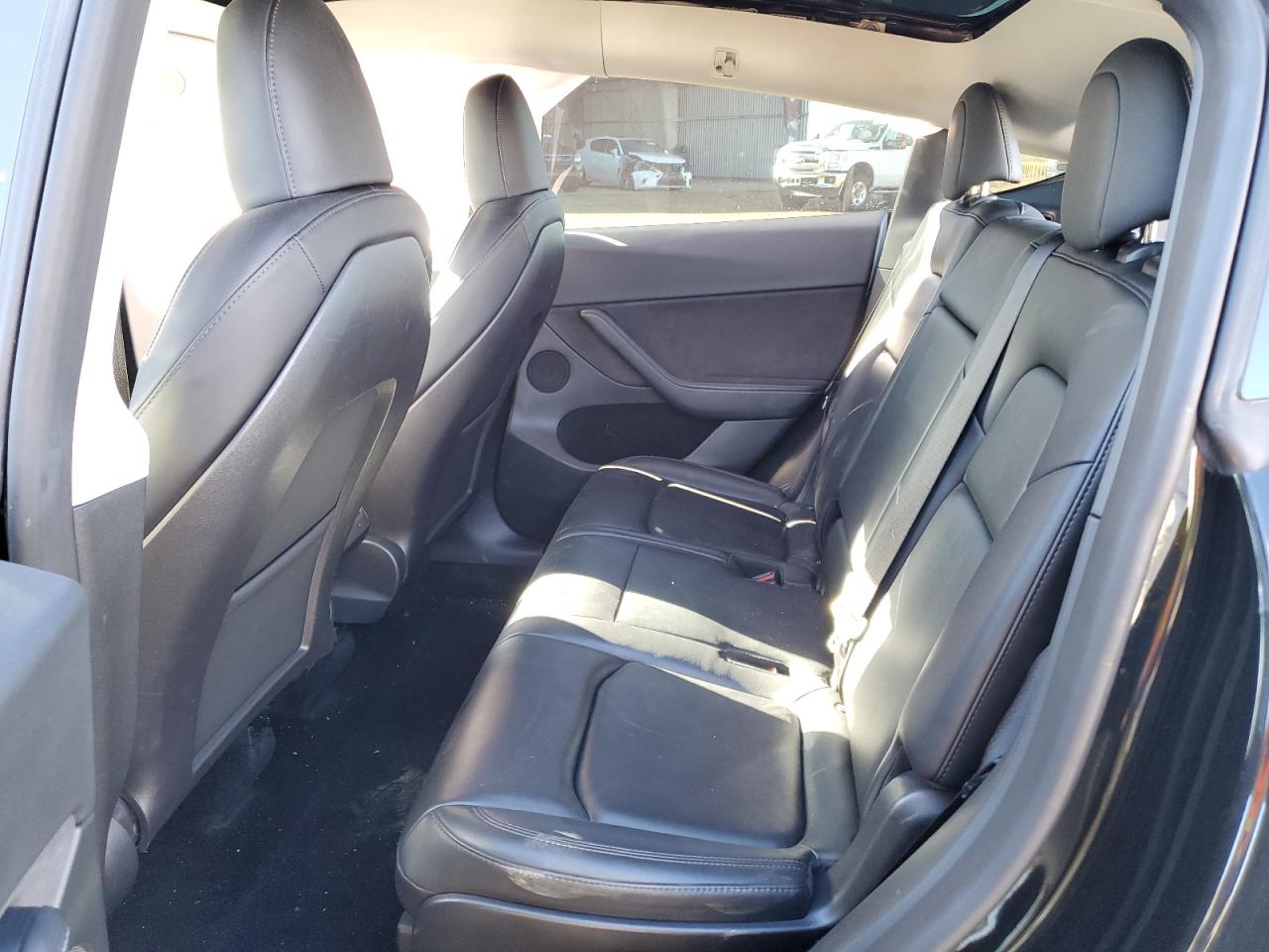 2023 TESLA MODEL Y  VIN:7SAYGAEEXPF710790