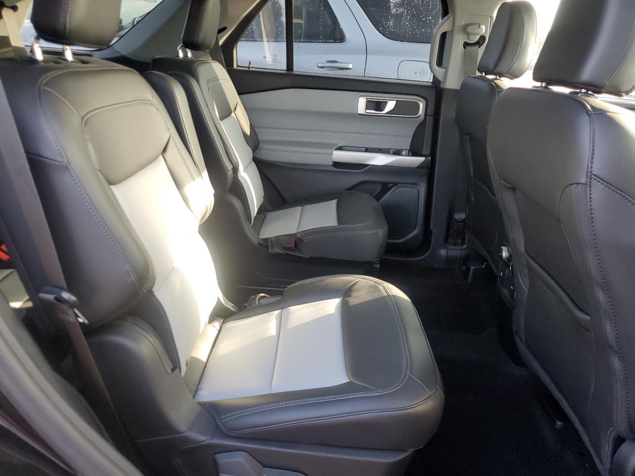 2023 FORD EXPLORER XLT VIN:1FMSK8DH8PGB30543