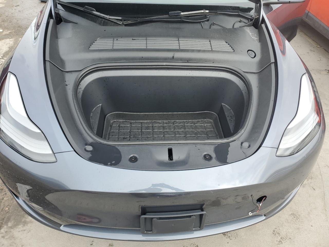 2023 TESLA MODEL Y  VIN:7SAYGDEF9PF695810