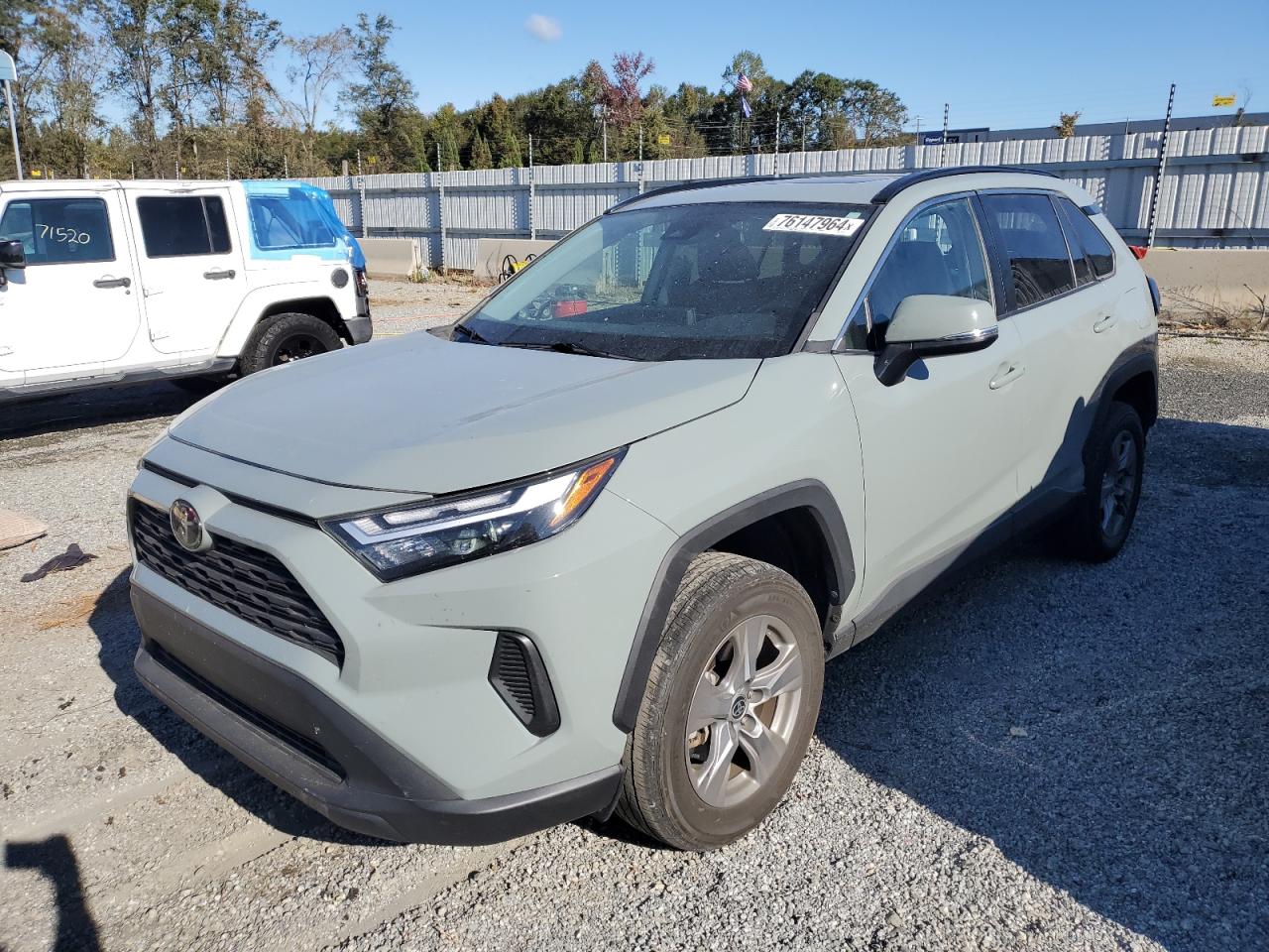 2022 TOYOTA RAV4 XLE VIN:2T3W1RFV8NW190020