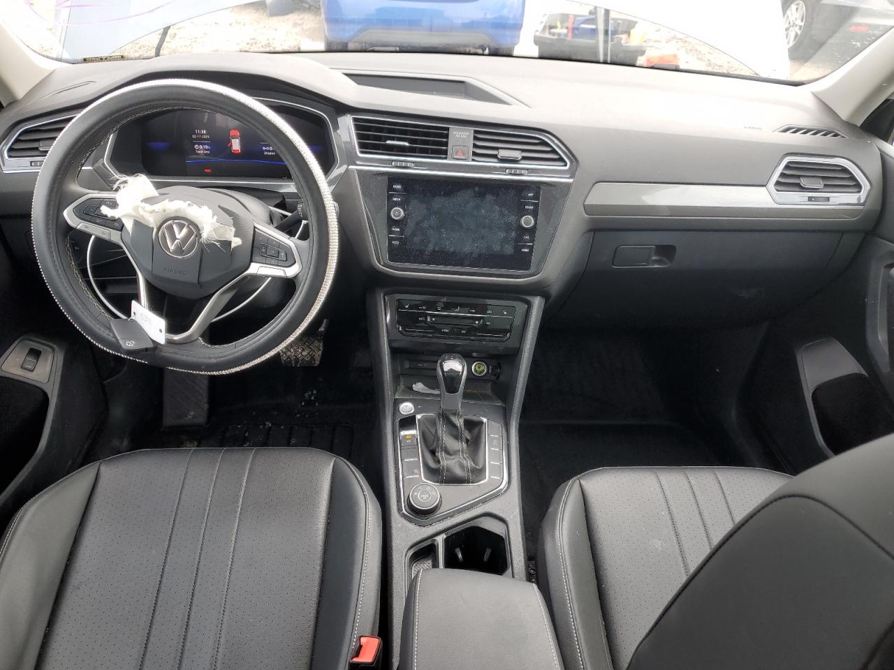 2024 VOLKSWAGEN TIGUAN SE VIN:3VVMB7AX5RM039615