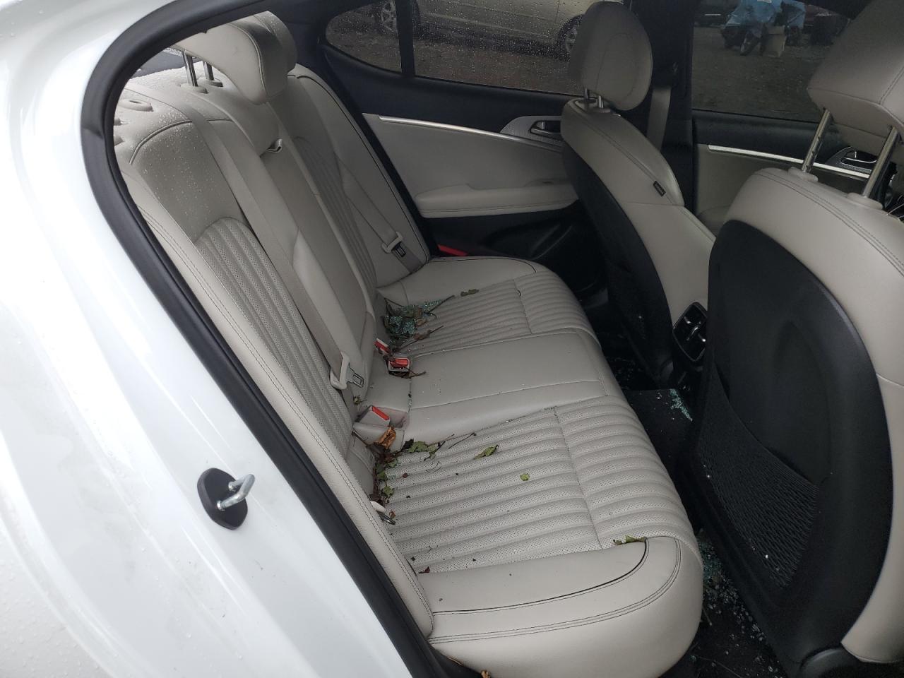 2022 GENESIS G70 BASE VIN:KMTG54TE9NU081676