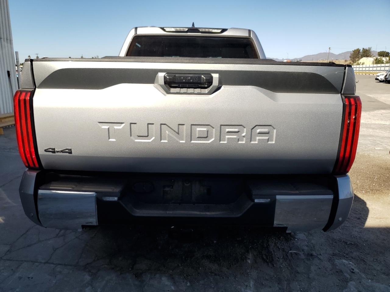 2024 TOYOTA TUNDRA CREWMAX SR VIN:5TFLA5DB4RX155626