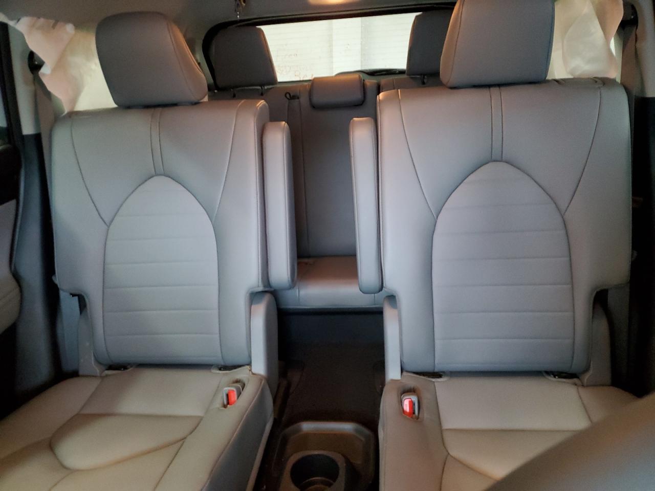 2022 TOYOTA HIGHLANDER XLE VIN:5TDGZRBH3NS590470