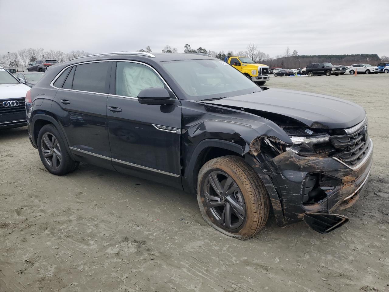 2024 VOLKSWAGEN ATLAS CROSS SPORT SEL R-LINE VIN:1V2AE2CA3RC263552