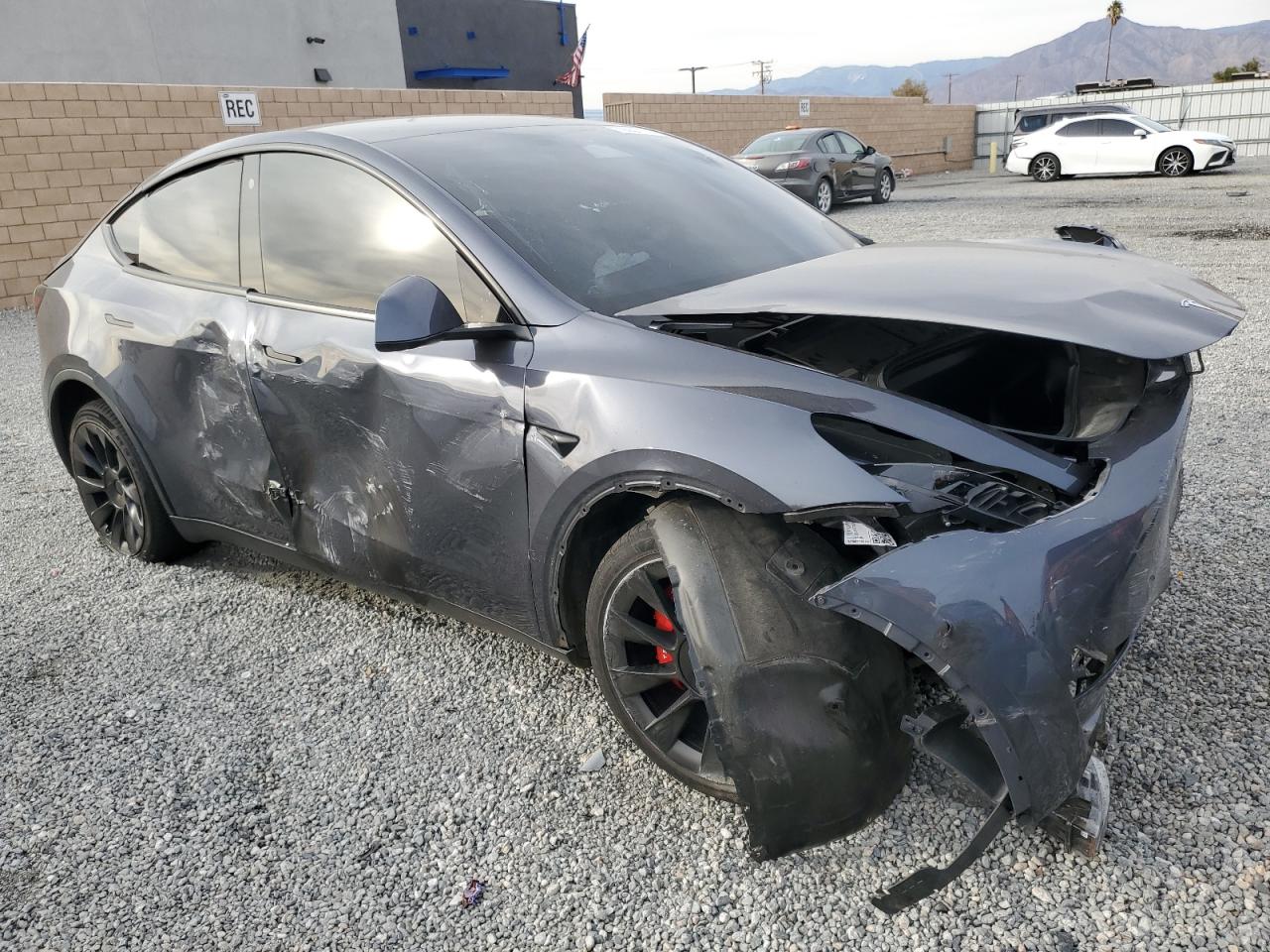 2023 TESLA MODEL Y  VIN:7SAYGDEE7PA074439