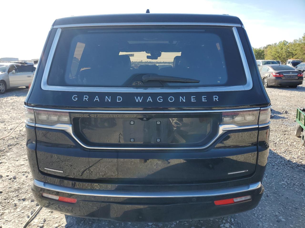 2022 JEEP GRAND WAGONEER SERIES III VIN:1C4SJVGJ8NS135451