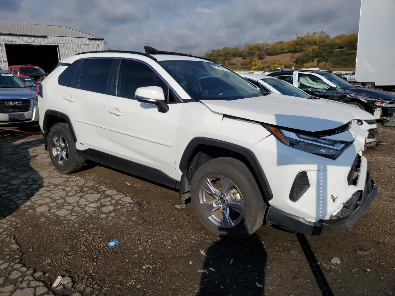 2023 TOYOTA RAV4 XLE VIN:JTMRWRFV4PD187260