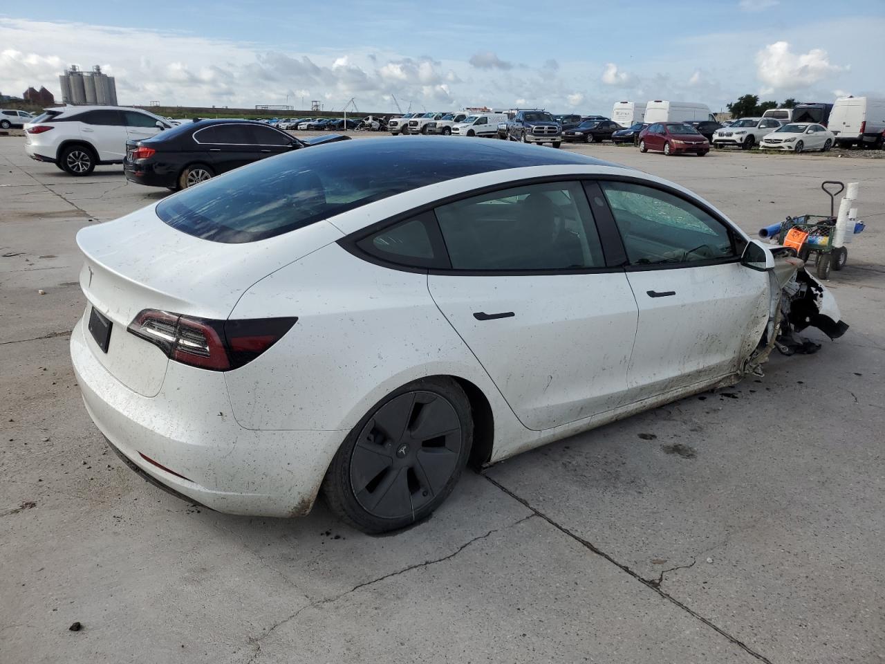 2023 TESLA MODEL 3  VIN:5YJ3E1EA9PF548855