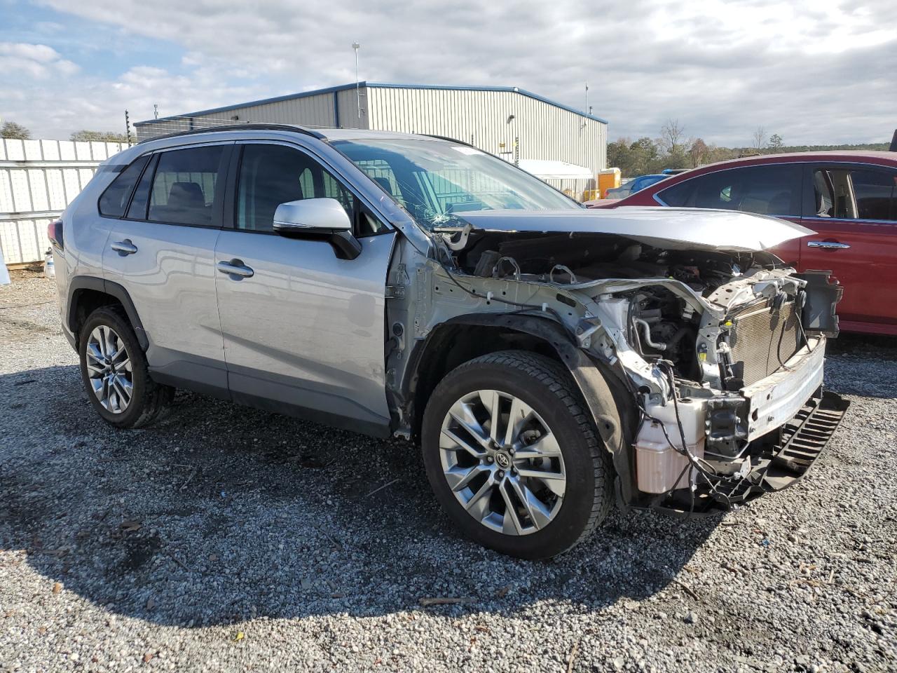 2022 TOYOTA RAV4 XLE PREMIUM VIN:2T3C1RFVXNC182330