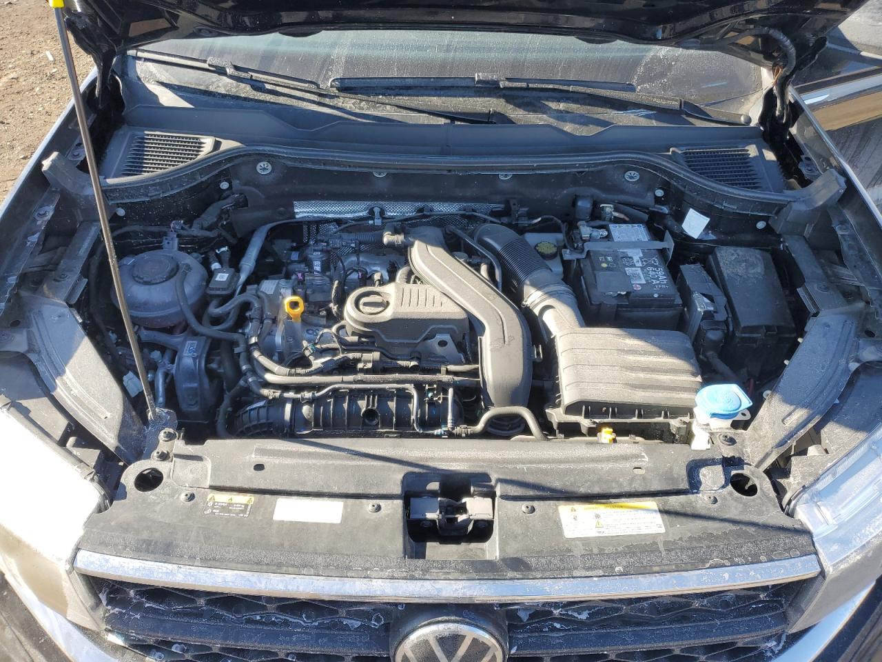 2024 VOLKSWAGEN TAOS SE VIN:3VVVX7B2XRM050831
