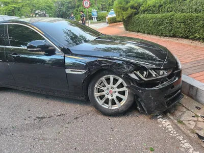 2015 Jaguar XE VIN: