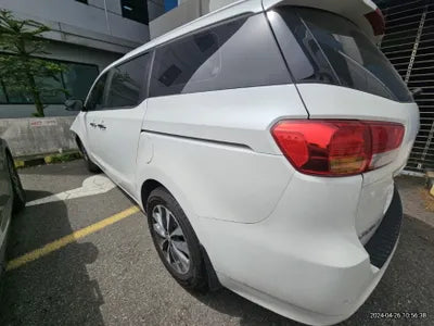 2015 Kia Carnival VIN: