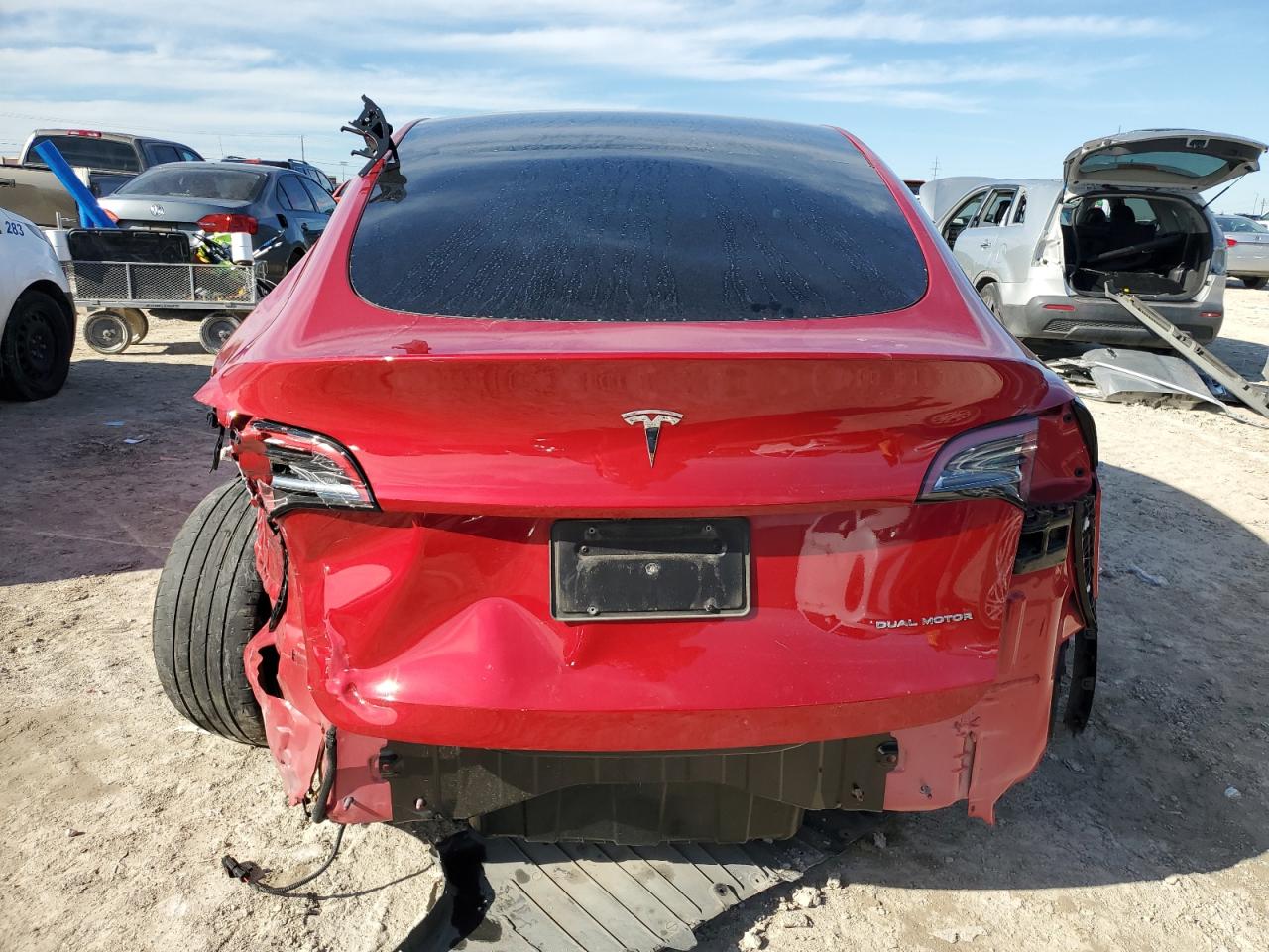 2023 TESLA MODEL Y  VIN:7SAYGDEEXPF874090
