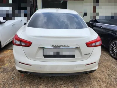 2018 Maserati Ghibli VIN: