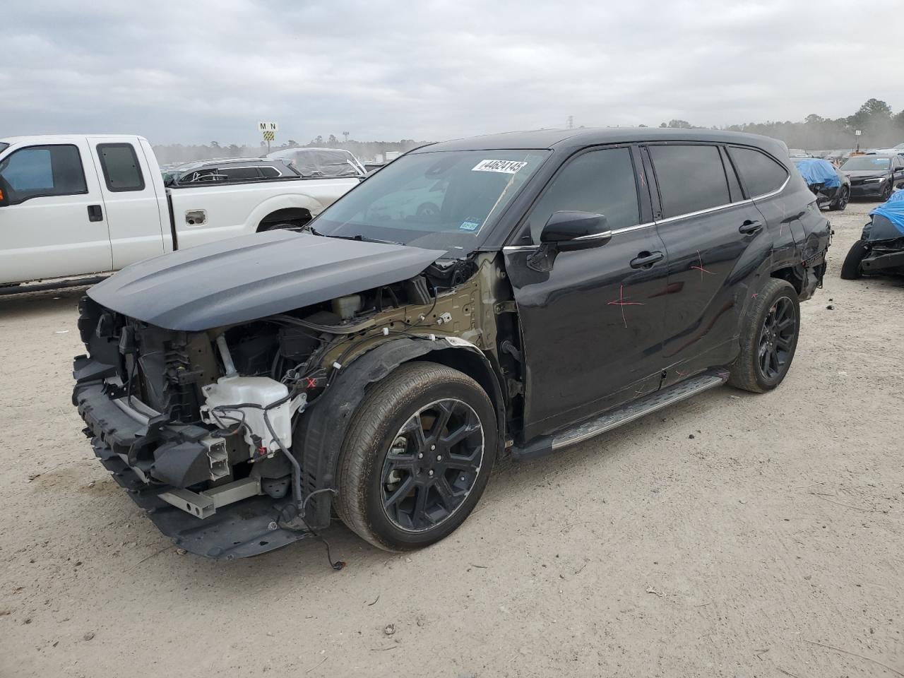 2024 TOYOTA HIGHLANDER LE VIN:5TDKDRAH5RS052255