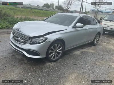 2017 Mercedes-Benz E 300 WDDZF4KB1JA327746 VIN:WDDZF4KB1JA327746