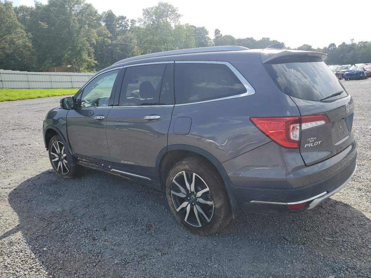 2022 HONDA PILOT TOURING VIN:5FNYF6H97NB016261