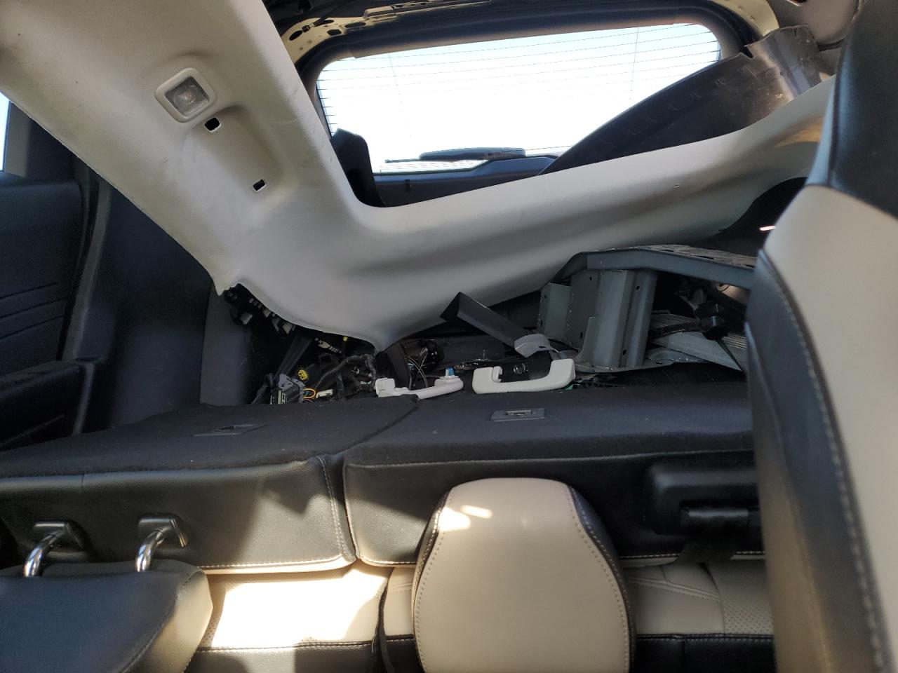2022 FORD ESCAPE SEL VIN:1FMCU0H69NUB90922