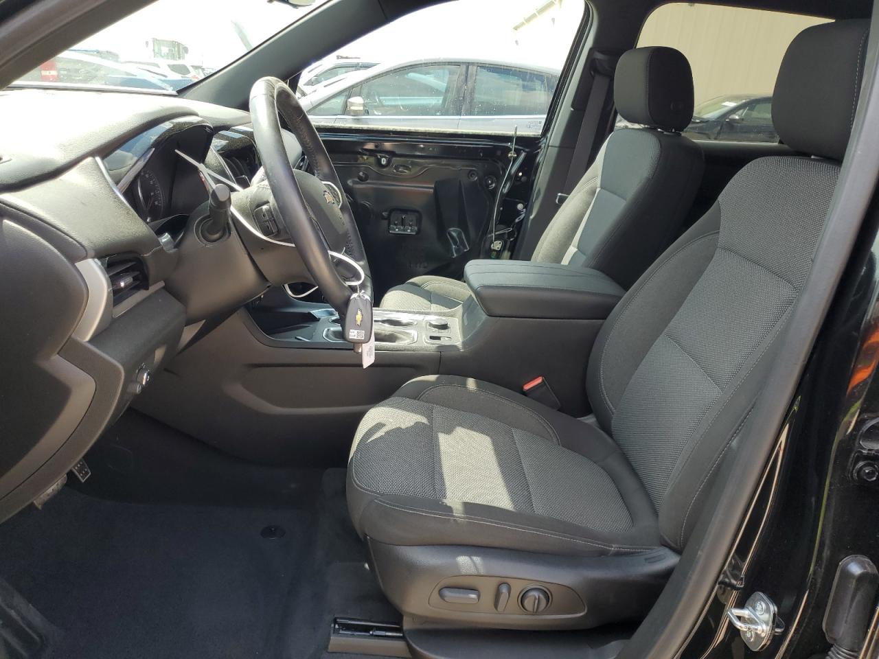 2022 CHEVROLET TRAVERSE LT VIN:1GNERGKW5NJ172040