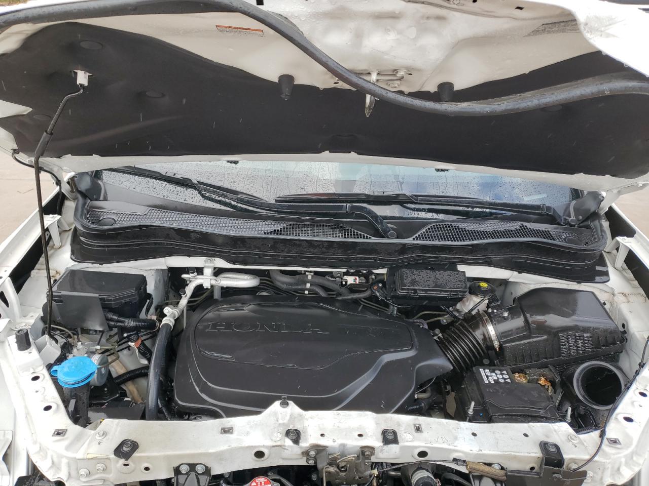 2022 HONDA PILOT TOURING VIN:5FNYF5H65NB028473