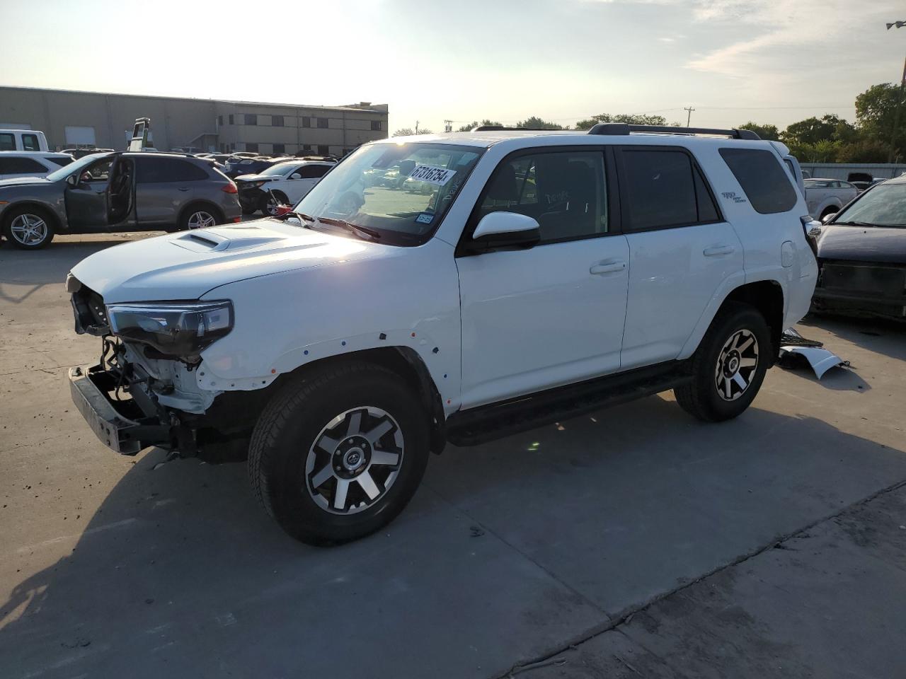 2024 TOYOTA 4RUNNER SR5/SR5 PREMIUM VIN:JTEPU5JR8R6223714