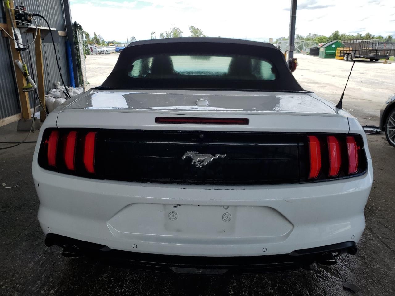 2022 FORD MUSTANG  VIN:1FATP8UH9N5120144