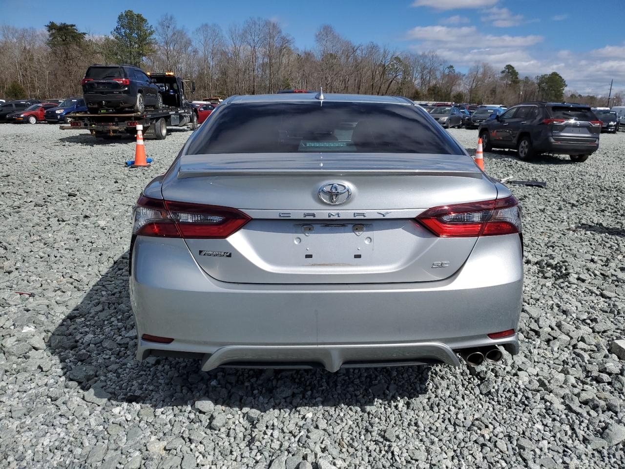 2022 TOYOTA CAMRY SE VIN:4T1T11AK4NU049987