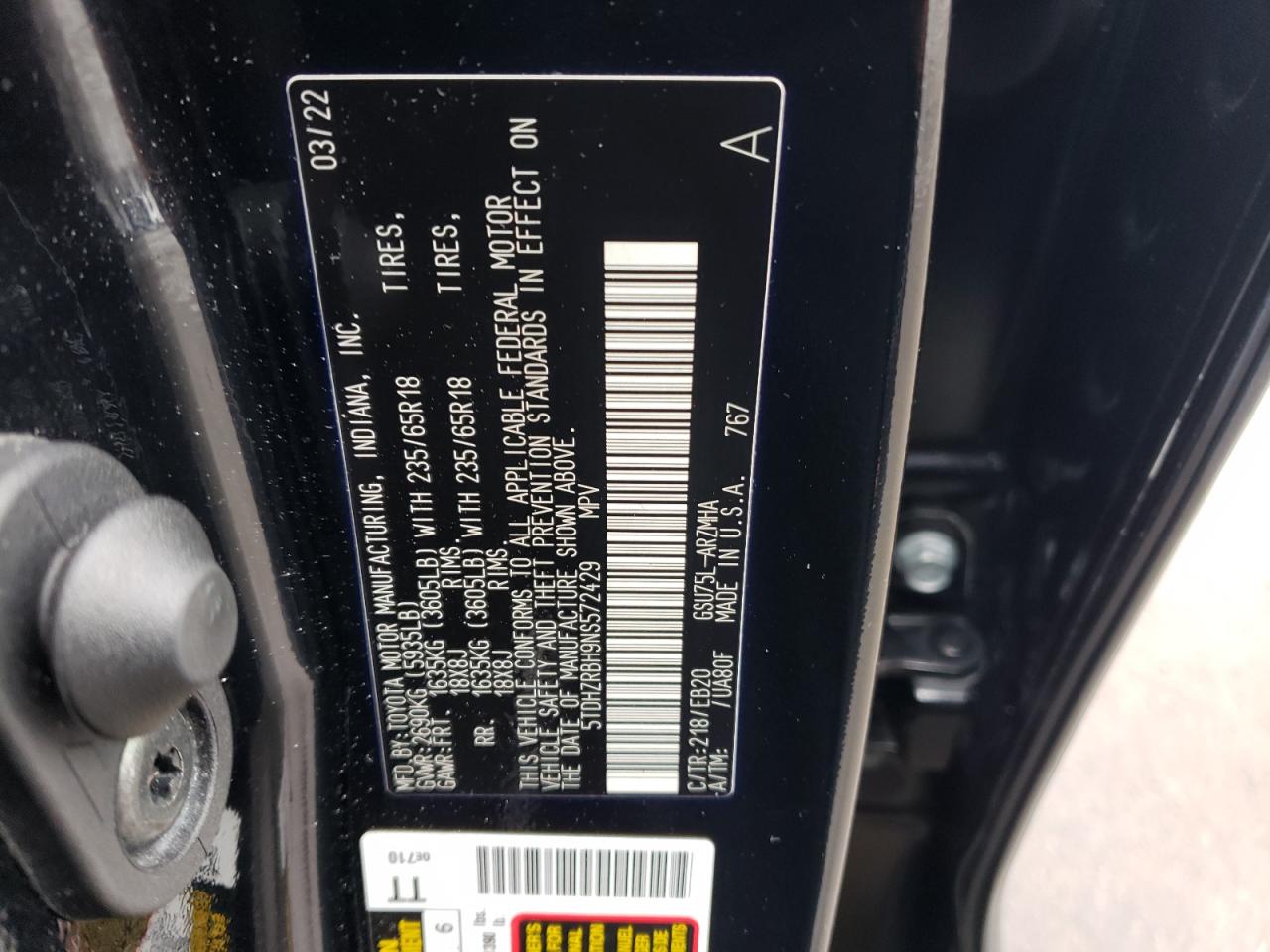 2022 TOYOTA HIGHLANDER XLE VIN:5TDHZRBH9NS572429