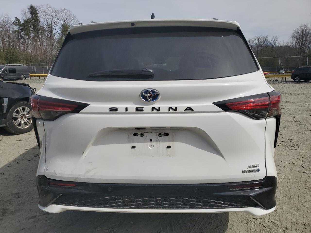 2022 TOYOTA SIENNA XSE VIN:5TDDRKEC2NS094411