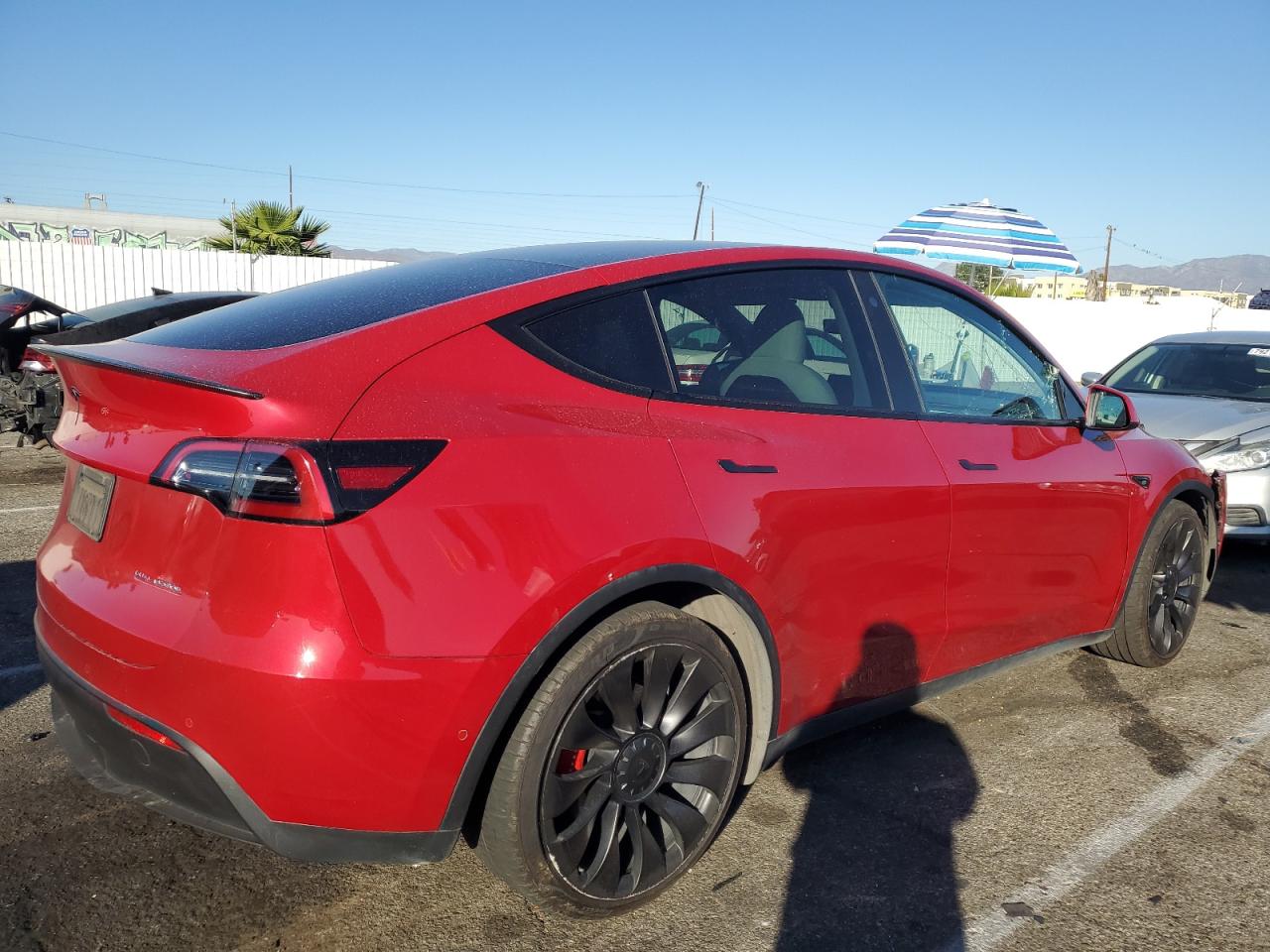 2022 TESLA MODEL Y  VIN:7SAYGDEF4NF486990
