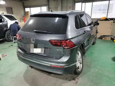 2020 Volkswagen Tiguan VIN: