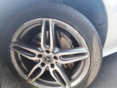 2018 Mercedes-Benz E 220 VIN: