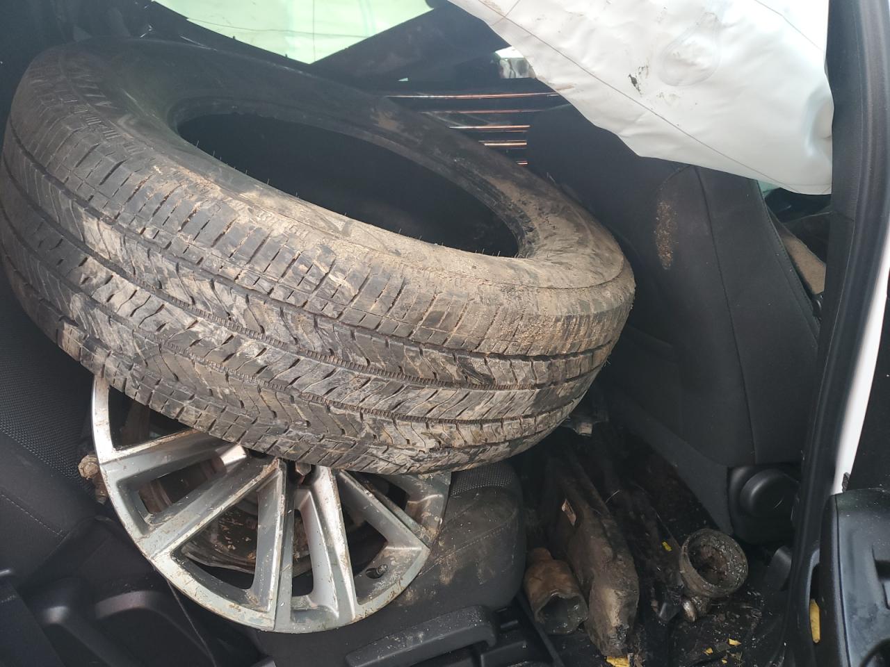 2023 CHEVROLET TRAVERSE LT VIN:1GNEVGKW3PJ263094