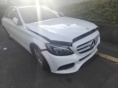 2015 Mercedes-Benz C 200 VIN: