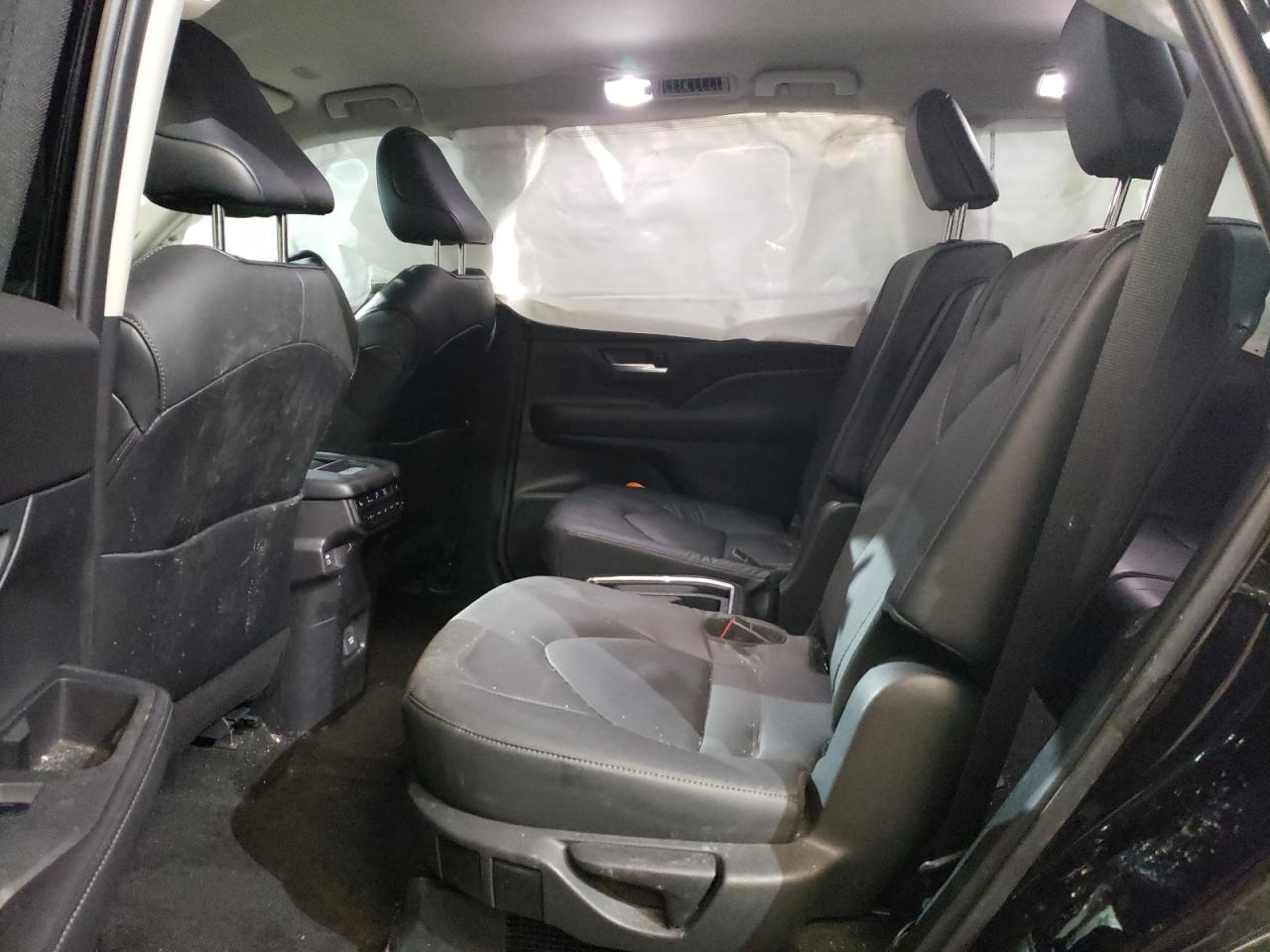 2024 TOYOTA GRAND HIGHLANDER XLE VIN:5TDACAB51RS007477