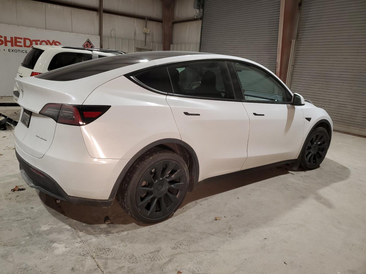 2023 TESLA MODEL Y  VIN:7SAYGDEEXPA097732