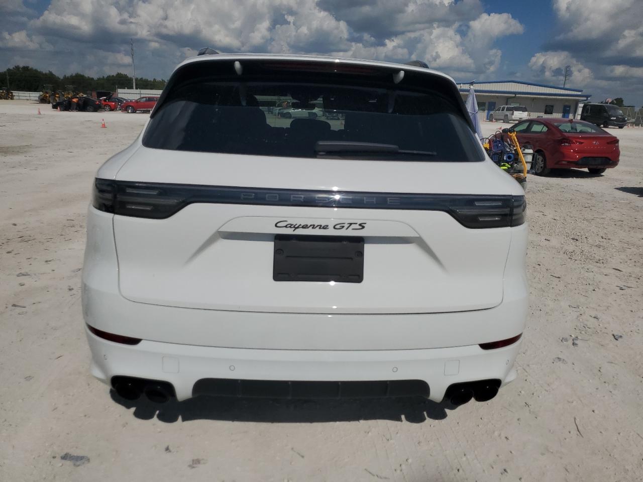 2022 PORSCHE CAYENNE GTS VIN:WP1AG2AY2NDA38196