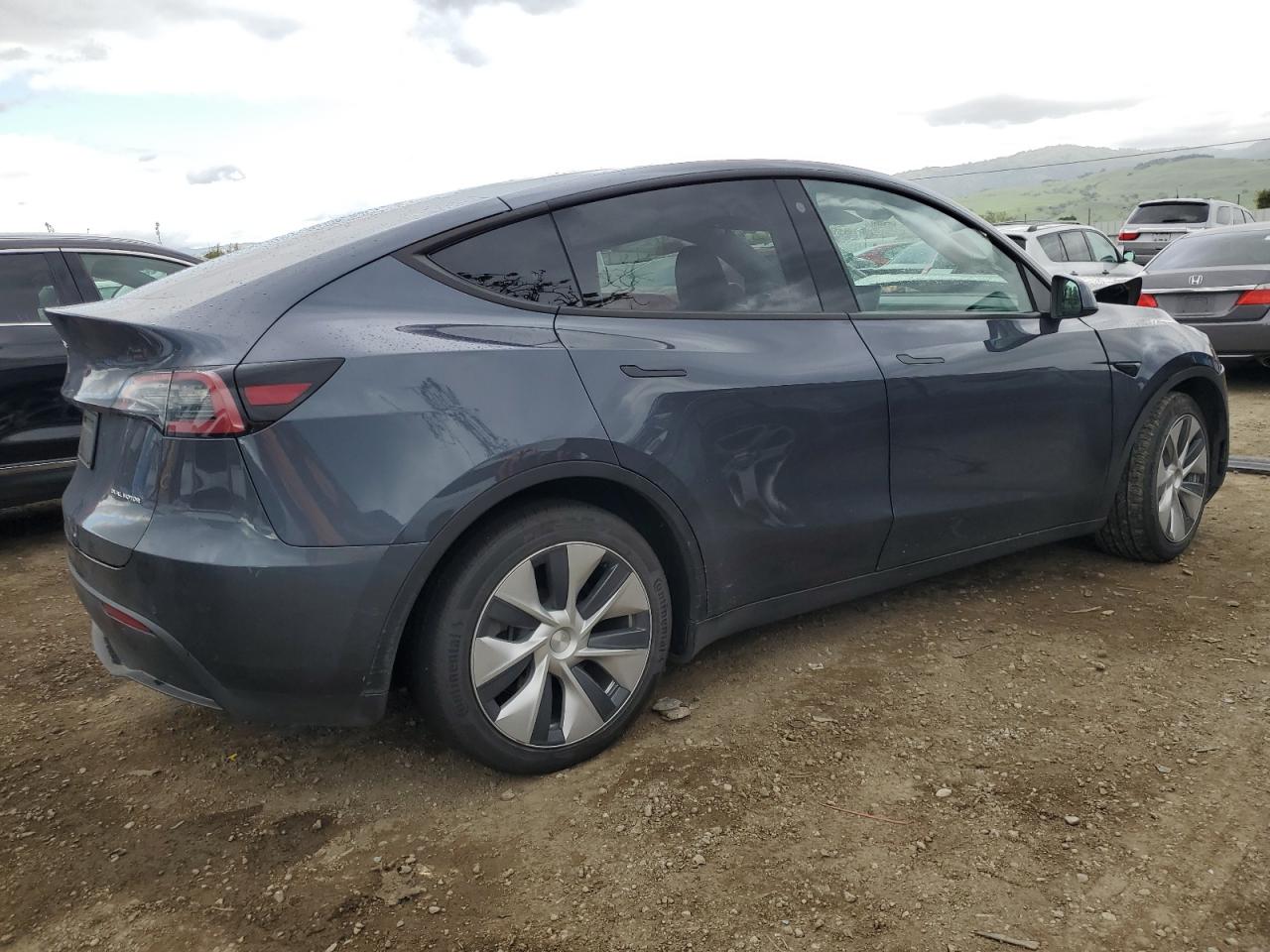 2022 TESLA MODEL Y  VIN:7SAYGDEEXNF549033