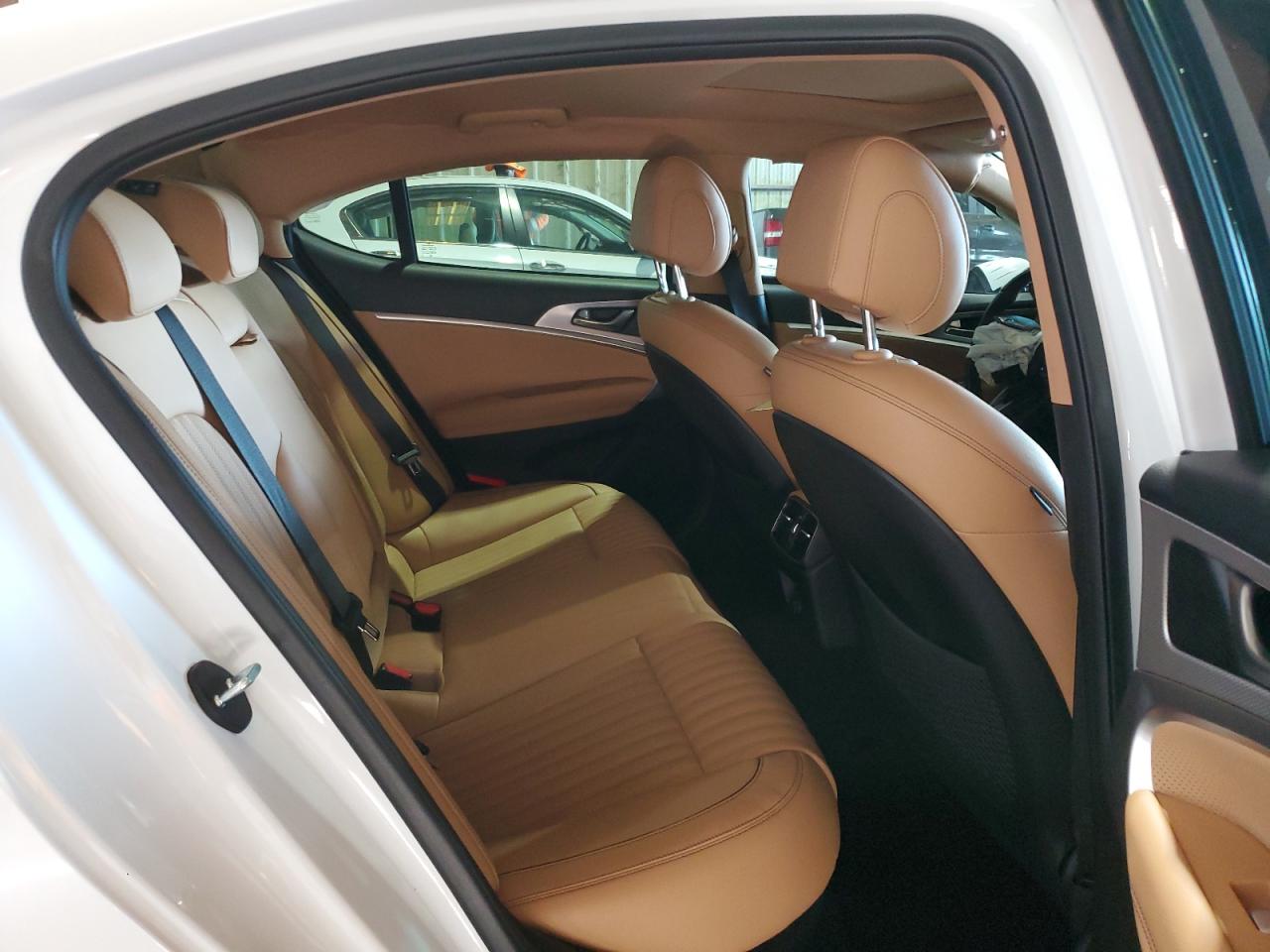 2022 GENESIS G70 BASE VIN:KMTG34TA3NU087699