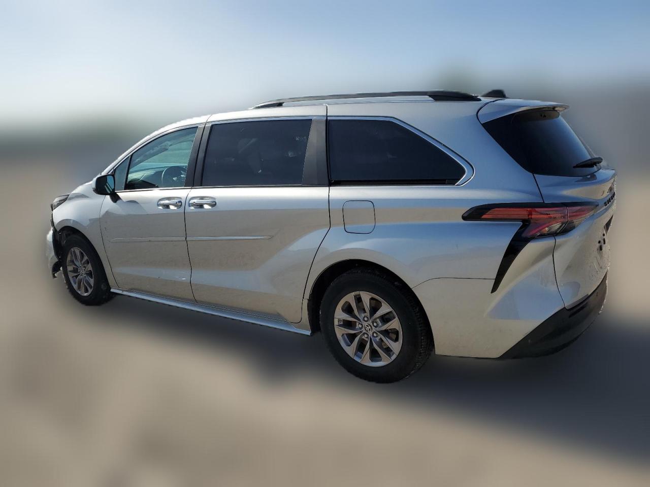 2022 TOYOTA SIENNA XLE VIN:5TDYRKEC1NS114973